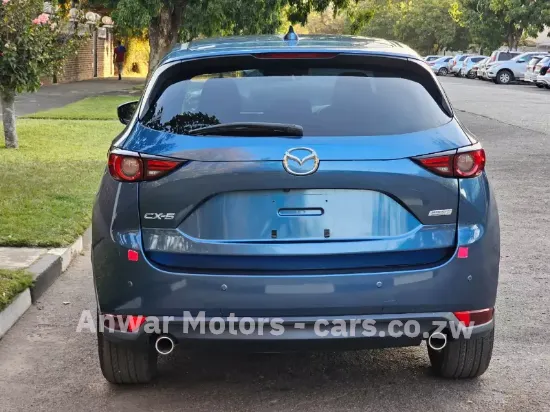 Picture of Mazda CX-5 2017