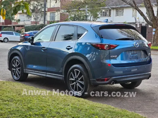 Picture of Mazda CX-5 2017