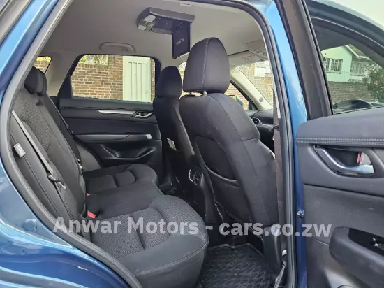 Picture of Mazda CX-5 2017