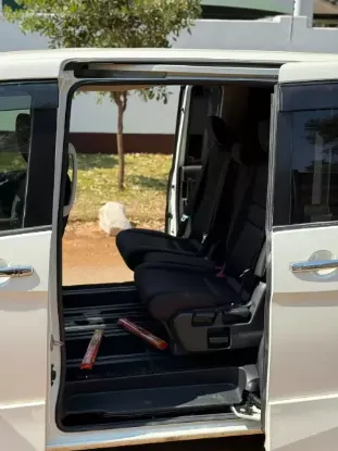 Picture of Nissan Serena 2017