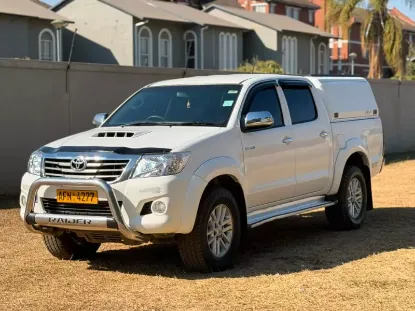 Picture of Toyota Hilux 2013