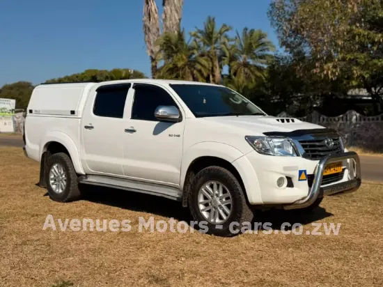 Picture of Toyota Hilux 2013