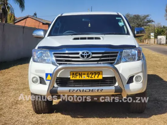 Picture of Toyota Hilux 2013