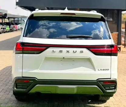 Picture of Lexus LX 2024
