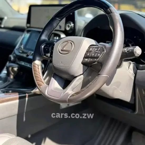 Picture of Lexus LX 2024