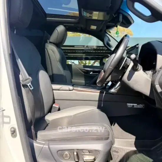 Picture of Lexus LX 2024