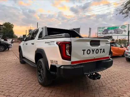 Picture of Toyota Hilux 2026