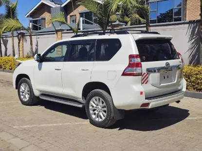 Picture of Toyota Prado 2017