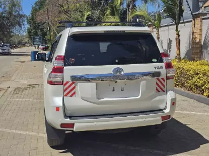 Picture of Toyota Prado 2017
