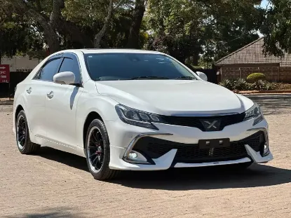 Picture of Toyota Mark x 2018