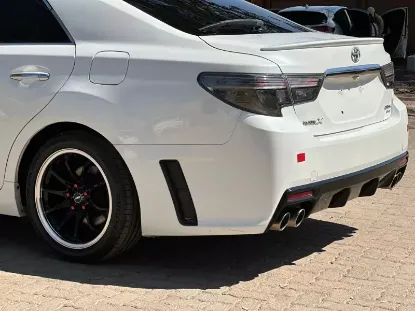 Picture of Toyota Mark x 2018