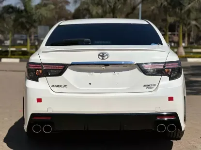 Picture of Toyota Mark x 2018