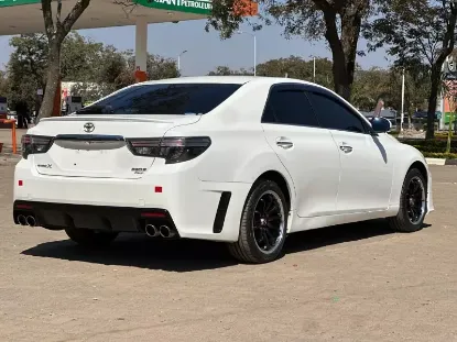 Picture of Toyota Mark x 2018