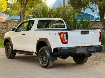 Picture of Toyota Hilux 2026