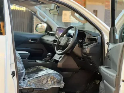 Picture of Toyota Hilux 2026