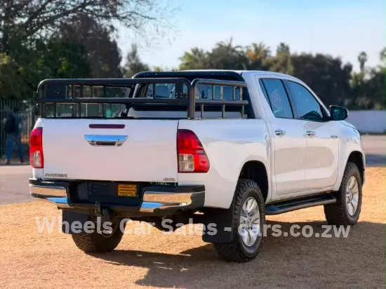 Picture of Toyota Hilux 2017