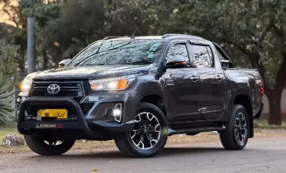 Picture of Toyota Hilux 2020