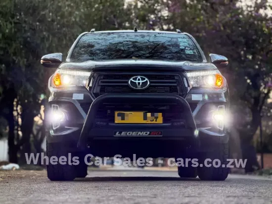 Picture of Toyota Hilux 2020