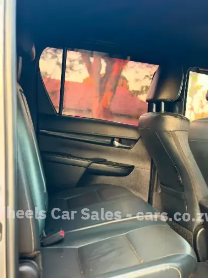 Picture of Toyota Hilux 2020