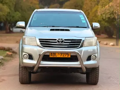 Picture of Toyota Hilux 2013
