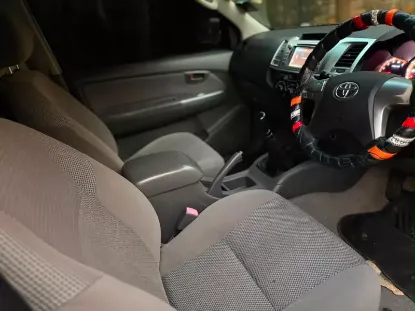Picture of Toyota Hilux 2013