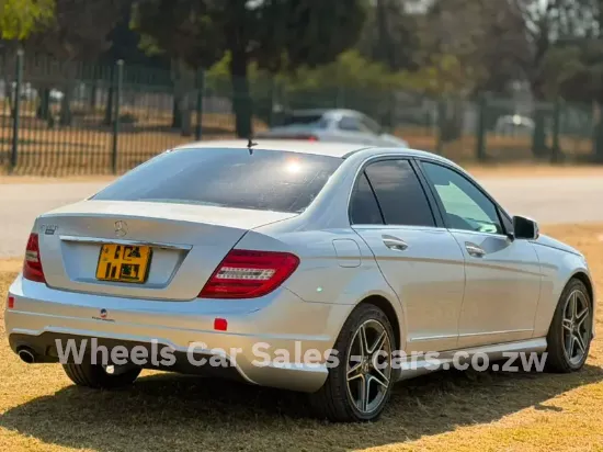 Picture of Mercedes Benz C-Class 2014