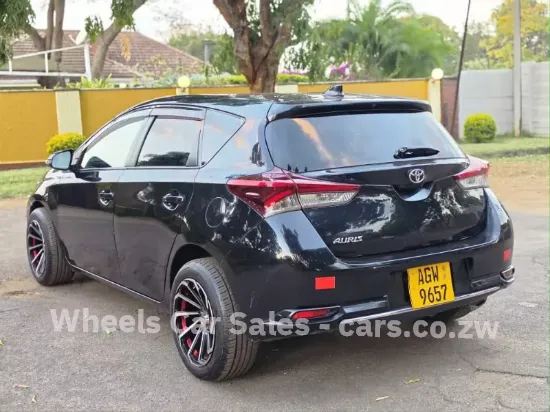 Picture of Toyota Auris 2016