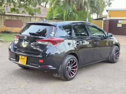 Picture of Toyota Auris 2016