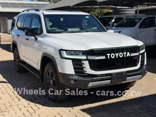 Picture of Toyota Landcruser 2024