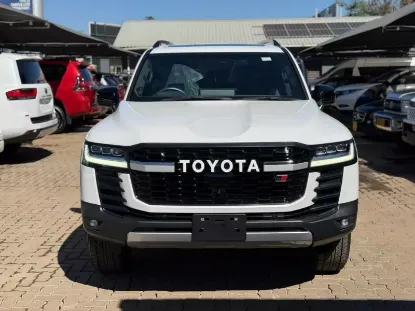 Picture of Toyota Landcruser 2024