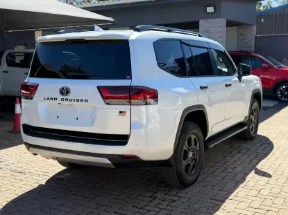 Picture of Toyota Landcruser 2024