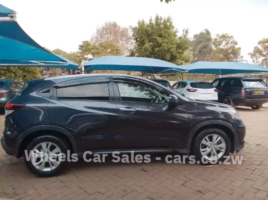 Picture of Honda Vezel 2016