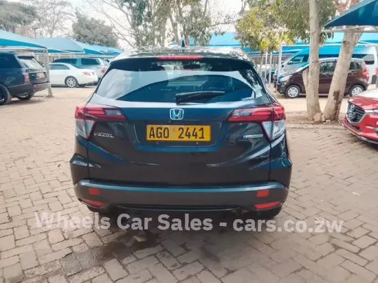 Picture of Honda Vezel 2016
