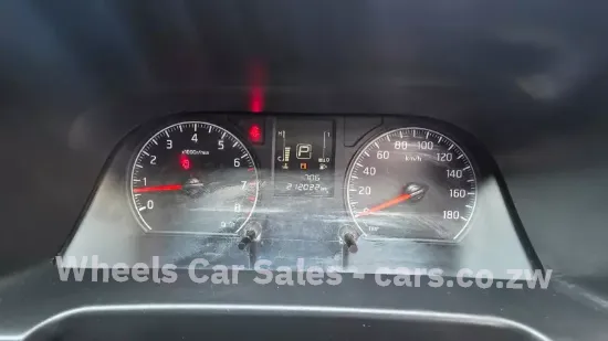 Picture of Nissan NV350 2020