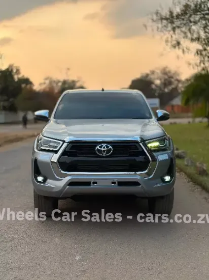 Picture of Toyota Hilux 2022