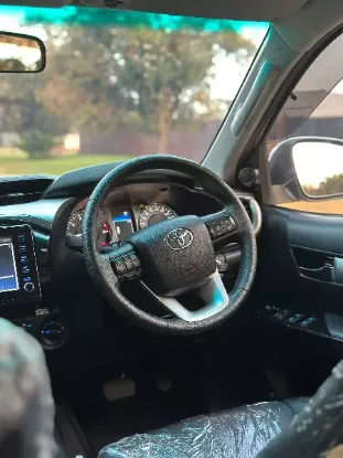 Picture of Toyota Hilux 2022
