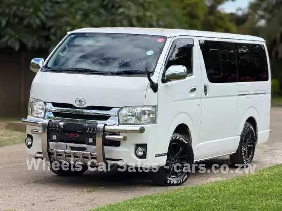Picture of Toyota Hiace 2016