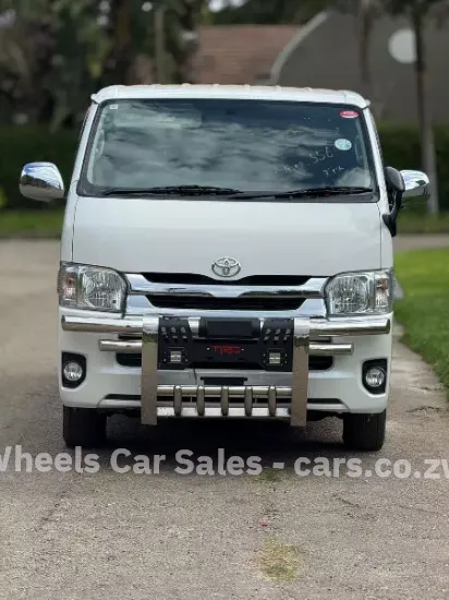 Picture of Toyota Hiace 2016