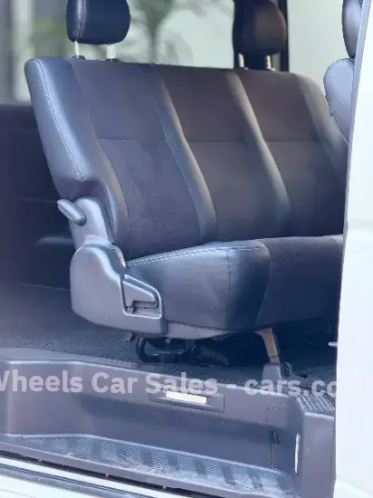 Picture of Toyota Hiace 2018