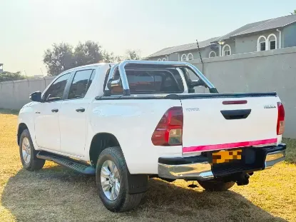 Picture of Toyota Hilux 2017