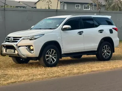Picture of Toyota Fortuner 2017