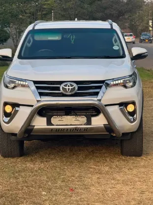 Picture of Toyota Fortuner 2017