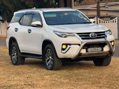 Picture of Toyota Fortuner 2017