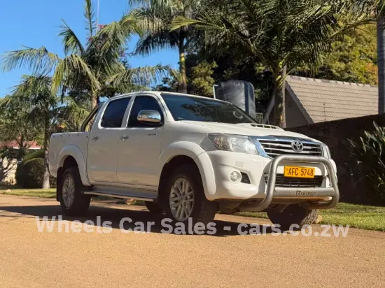 Picture of Toyota Hilux 2012