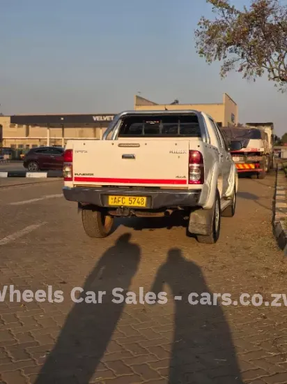 Picture of Toyota Hilux 2012
