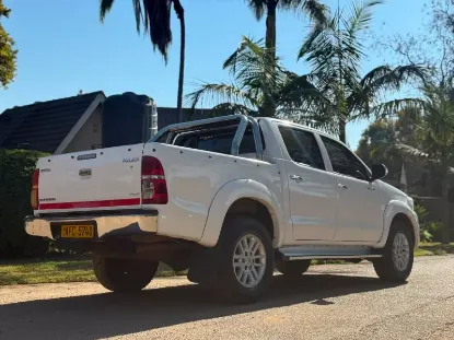 Picture of Toyota Hilux 2012