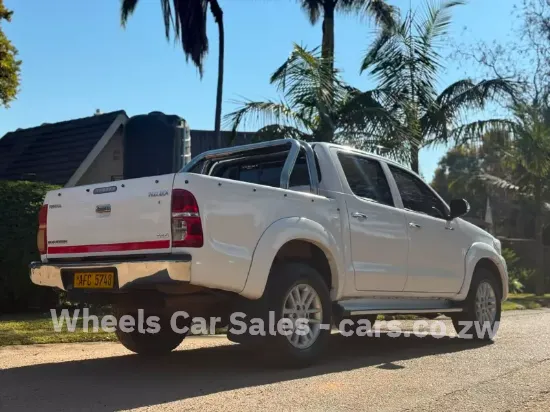 Picture of Toyota Hilux 2012