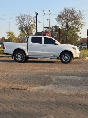 Picture of Toyota Hilux 2012