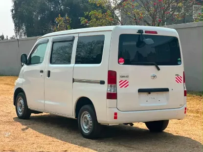 Picture of Toyota Liteace 2018