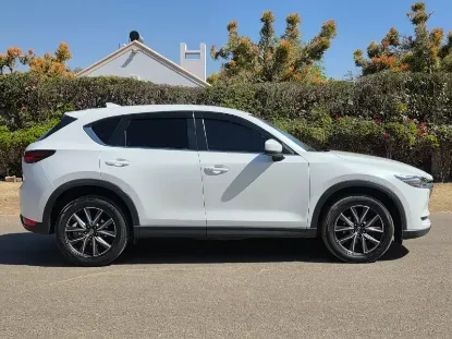 Picture of Mazda CX-5 2017